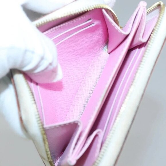 Share LOUIS VUITTON Monogram Multicolor Zippy Coin Purse White - Picture 11 of 16